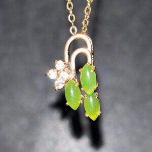 Vintage Jade Pendant Necklace, Dolphin Ore 18K Gold Electroplate